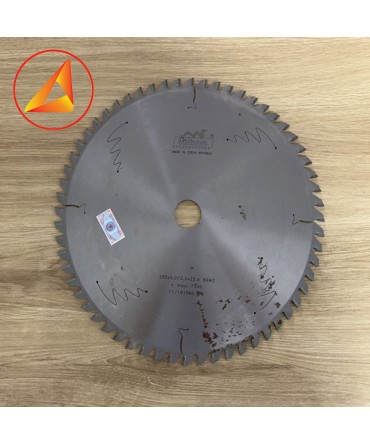 Lữoi cưa gỗ tự nhiên 300mm Pilana 2 - Tiệp